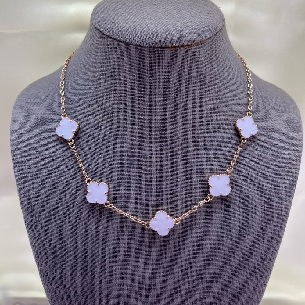 White Quatrefoil Clover Gold Chain Necklace Station Pendant Jewelry